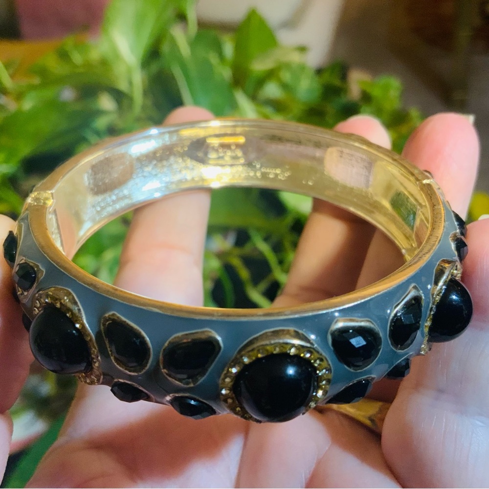 SEQUIN BRACELET ENAMEL JEWELED BANGLE -HINGE CUFF ⭐️BLK/CHARCOAL COMBO⭐️NWOT - Picture 11 of 11